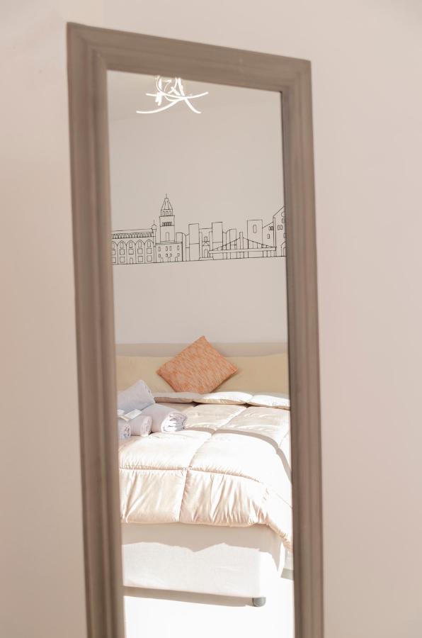 Apulialux Garruba Cozy Apt & Parking Bari Esterno foto