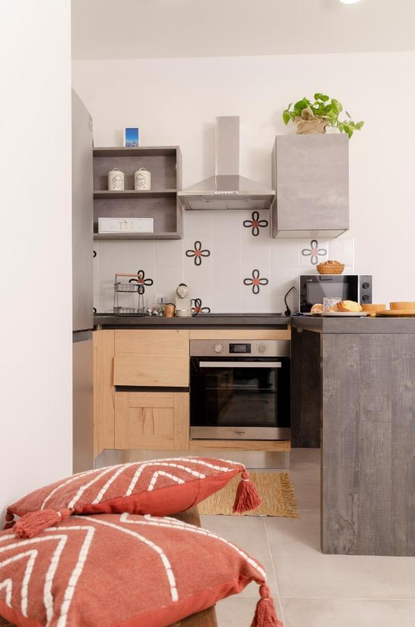 Apulialux Garruba Cozy Apt & Parking Bari Esterno foto